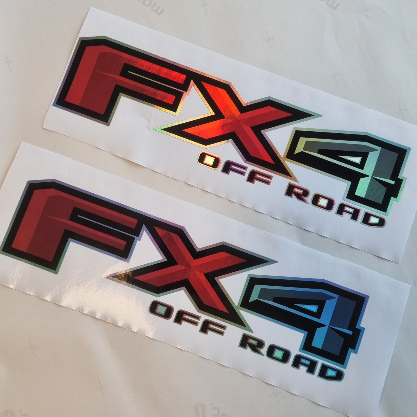 FX4 Offroad-Aufkleber, holografische Ersatzaufkleber (2er-Set) F150 Bedside F Truck Super Duty F250 F350 F450 (2015–2018)